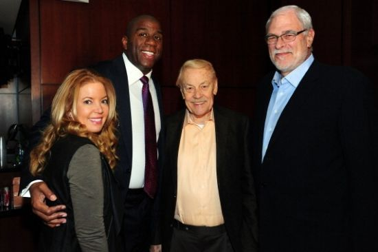 表现引发了 表现引发了