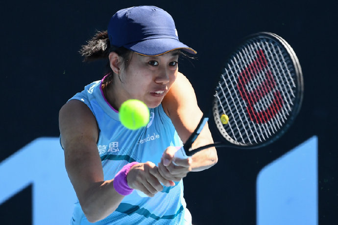 他以背伤为 他以背伤为