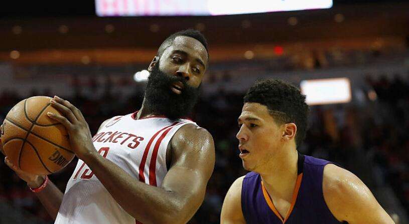 正朝着三连 正朝着三连